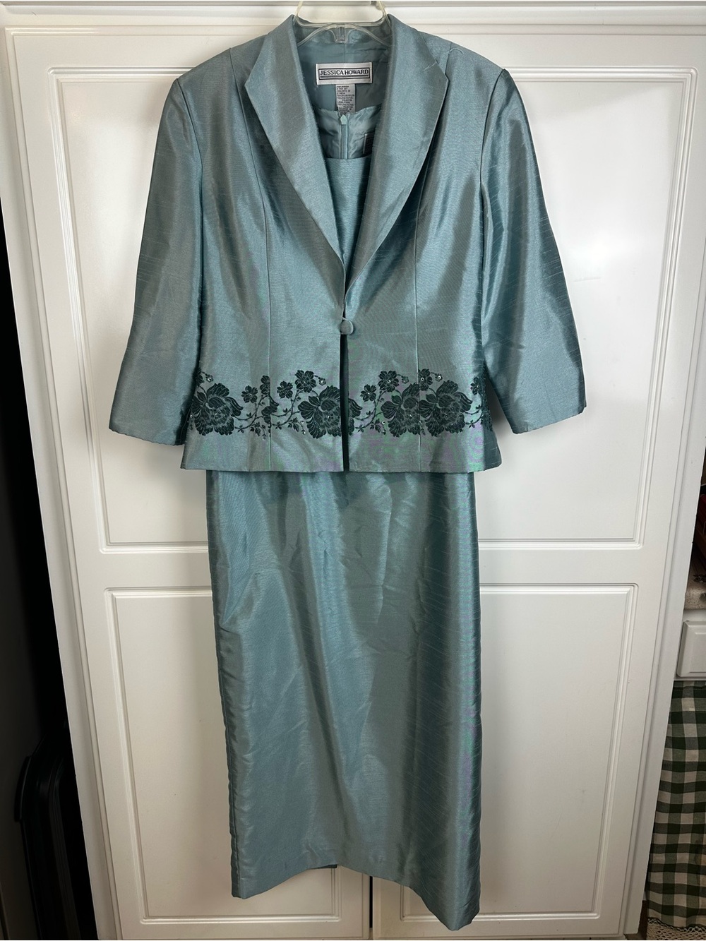 Jessica Howard Light Teal BlueEmbroidered Dress Suit